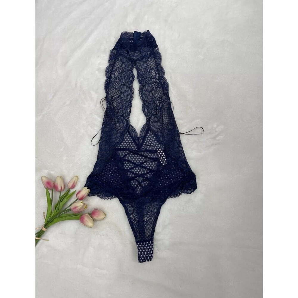Victoria’s Secret Black Lace Teddy Bodysuit High Neck Open Front Lace Up Back M - Picture 3 of 9